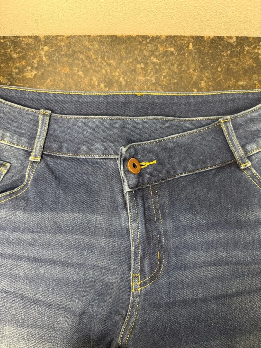 HALARA Medium Blue Denim Jeans with Yellow Stitching - Picture 3 of 5